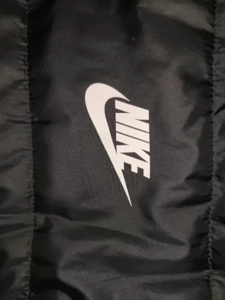 Plumífero Nike Unisex Negro