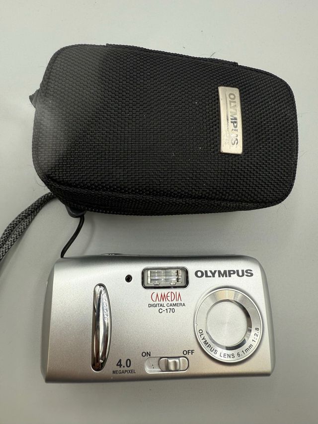 Cámara Digital Olympus Camedia C-170 Plata