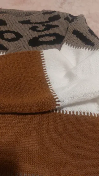 Maglione fantasia leopardata