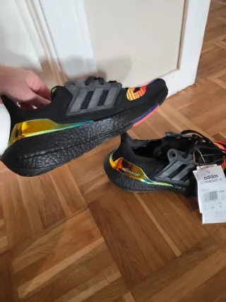 Adidas Ultraboost 22 Nuevas Talla 40.
