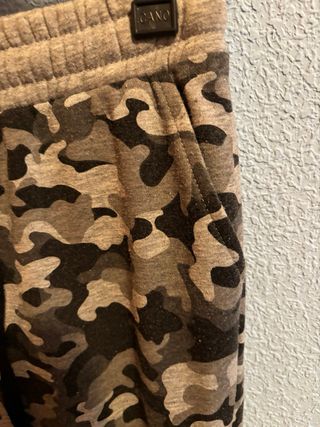 Pantalón de chándal camuflaje