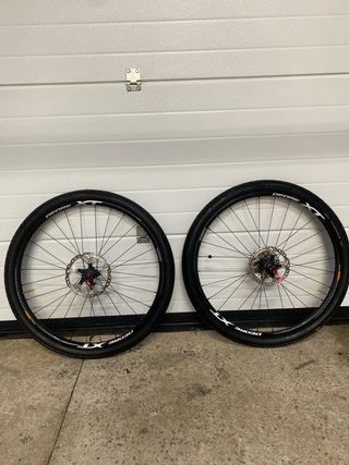 Ruedas Shimano Deore XT 26
