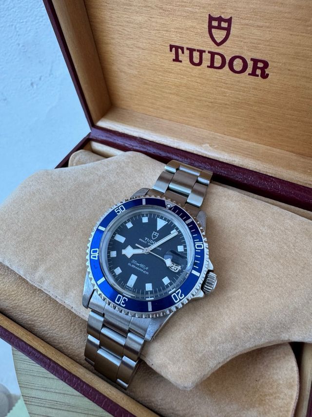 TUDOR SUBMARINER
