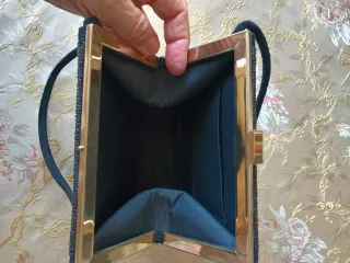 Bolso de fiesta vintage negro con pedrería