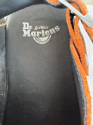 Zapatos zuecos mostaza DR MARTENS número 41