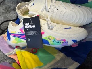 Botas de fútbol Nike Phantom Multicolor