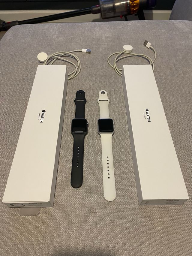 Apple Watch Series 3 38mm Negro y Blanco