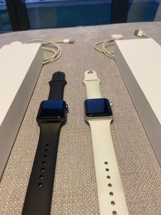 Apple Watch Series 3 38mm Negro y Blanco