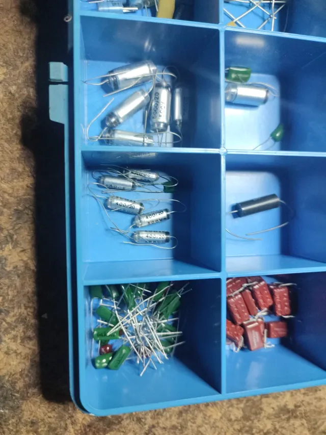 Lote componentes electrónicos varios