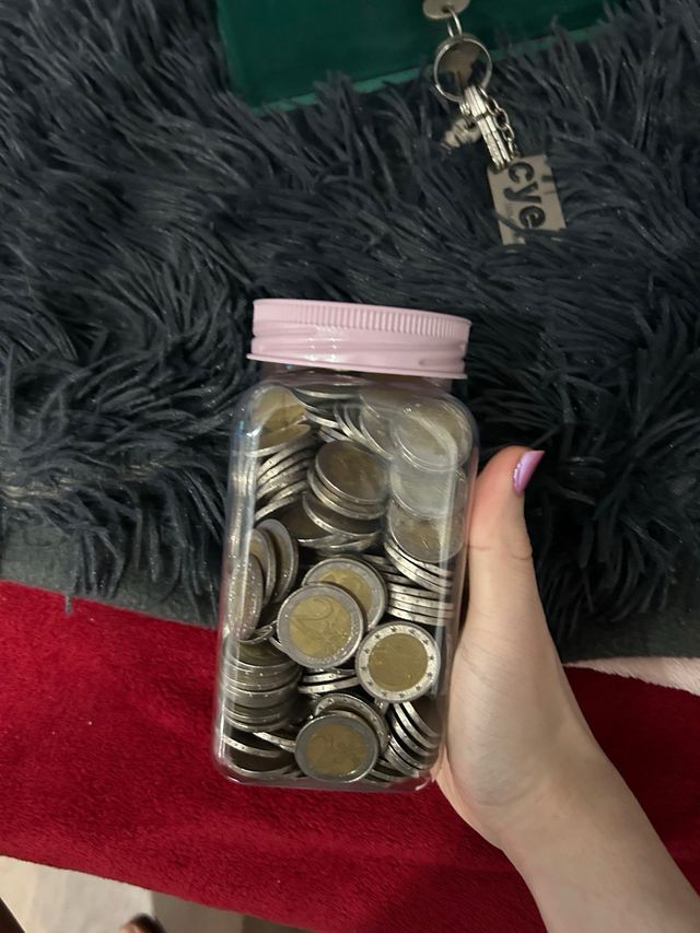 Bote con monedas de 2 euros 375 monedas de 2€