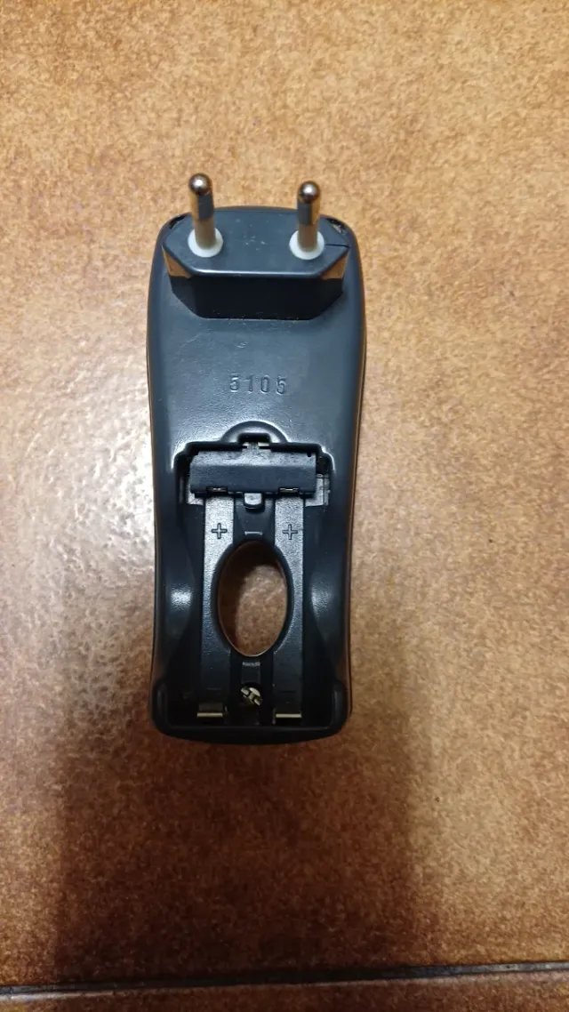 Cargador Pilas Energizer Compact Charger 12h