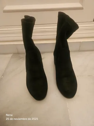 Botines negros de ante