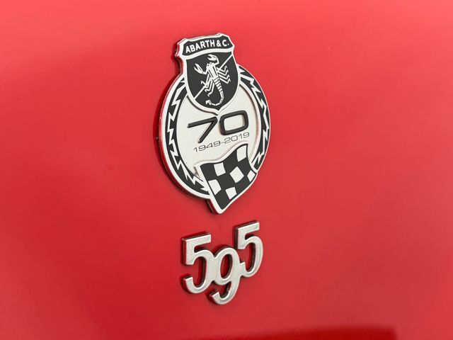 Abarth 500 Abarth 500 595 Competizione 1.4 16v T-Jet 132kW E6D