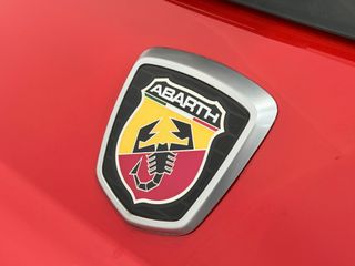 Abarth 500 Abarth 500 595 Competizione 1.4 16v T-Jet 132kW E6D