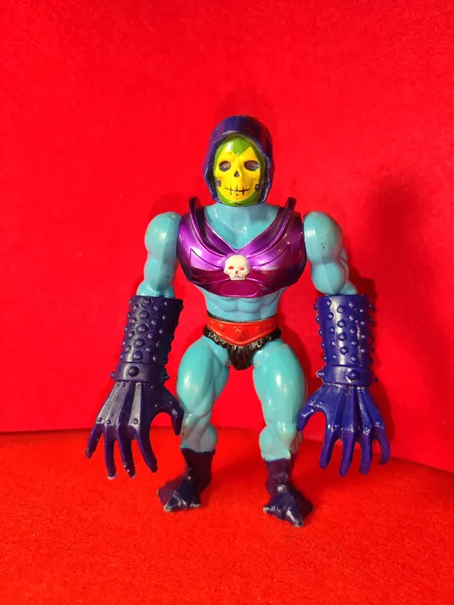 Skeletor Garras Diabólicas Figura