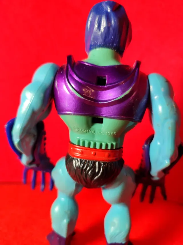 Skeletor Garras Diabólicas Figura