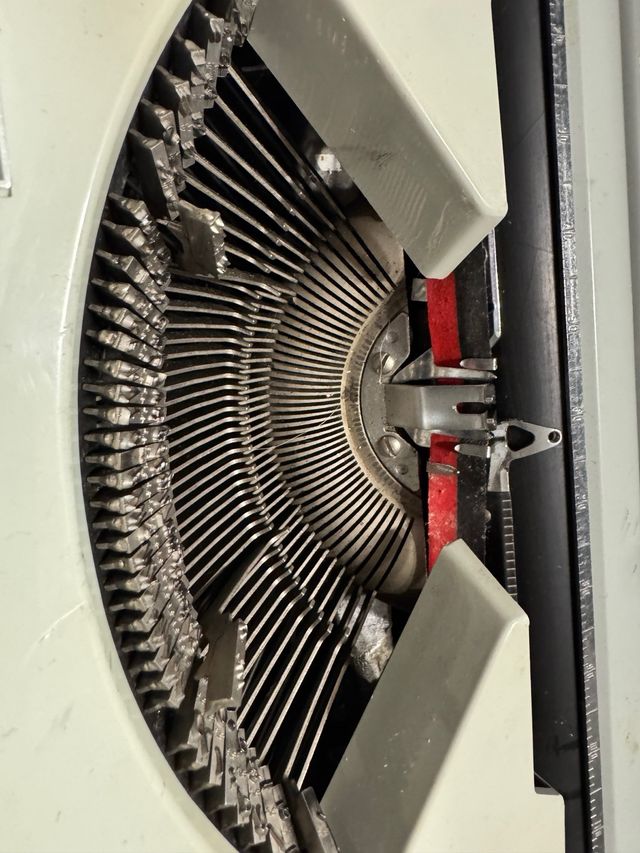 Máquina de escribir Hermes Baby