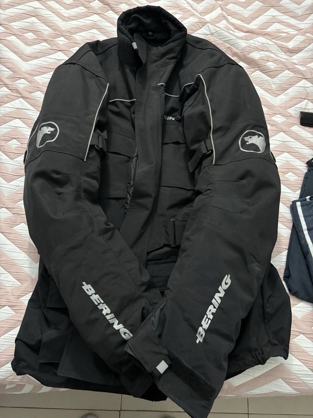 Chaqueta de moto Bering negra