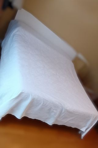 Copriletto matrimoniale vintage in piquet bianco