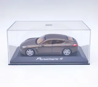 PORSCHE PANAMERA 4 1:43 MINICHAMPS