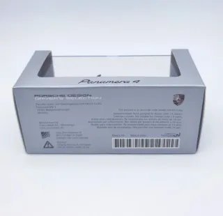 PORSCHE PANAMERA 4 1:43 MINICHAMPS