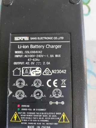 Cargador patente eléctrico Charger 42V 2A