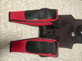 Neopreno Kynay barranquismo Talla 3 con Capucha