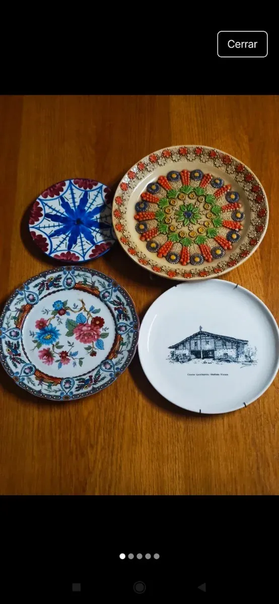 Lote 4 platos decorativos