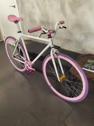 Bicicleta Single Speed Rosa y Blanca, Fixie