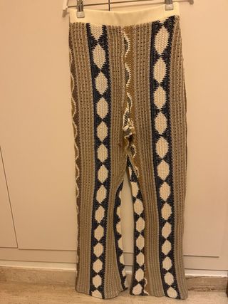 Pantalones crochet Zara