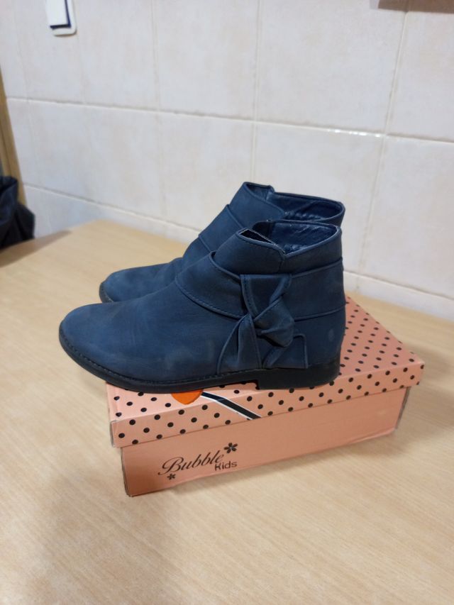 Botas niña azul marino talla 34