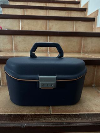 Neceser de viaje azul