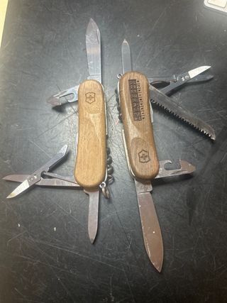Coppia Coltelli Victorinox Legno