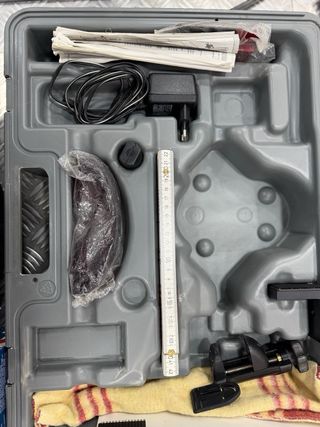 Nivel Láser Giratorio Bosch 100 VHR