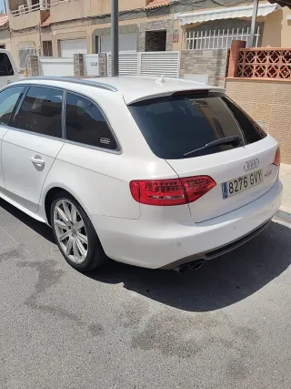 Audi a4 avant 2011