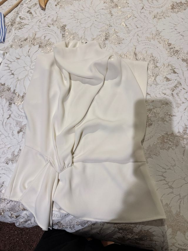 Blusa blanca elegante