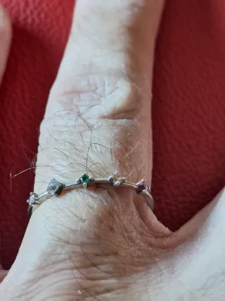 Antiguo Anillo de plata con piedras de colores