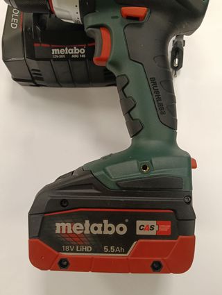 TALADRO PERCUTOR METABO SB 18 LT BL + 5.5AH  BAT +