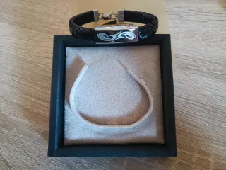 Pulsera Lotus Cuero Trenzado y Acero