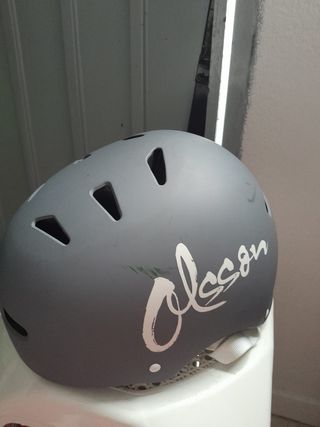 Patines ajustables T34-37 + Bolsa y Casco