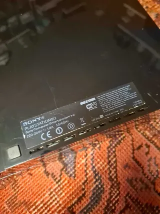 Consola PS3 Retrocompatible 60GB CECH-04