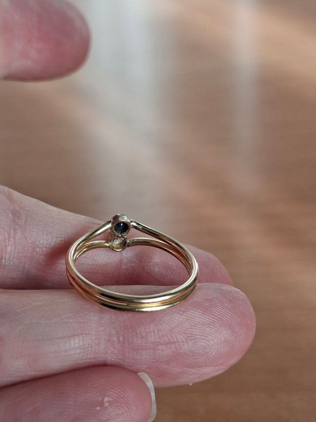 Anillo Goldfilled con piedras