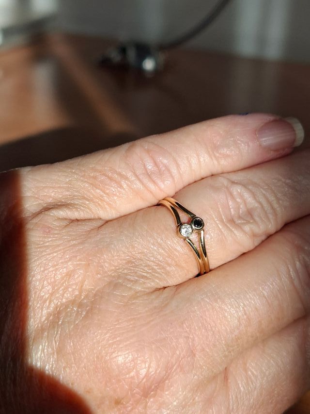 Anillo Goldfilled con piedras