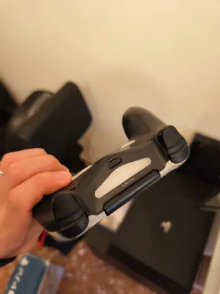 PS4 Pro Destiny 2 Bundle