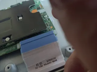 Componentes TV Samsung UE40JU7000T Smart TV