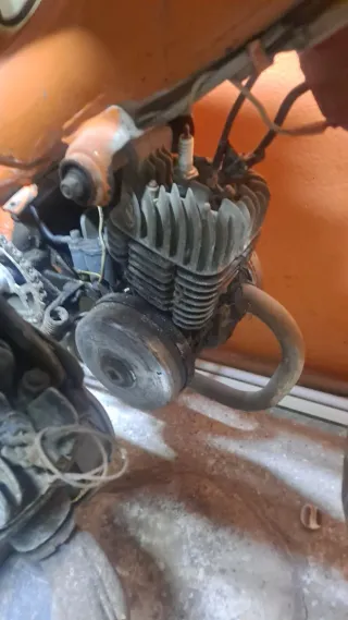 Lote de 2 Motos Clásicas