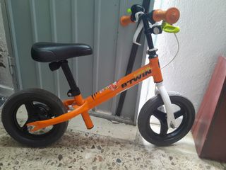 Bici sin pedales Btwin naranja