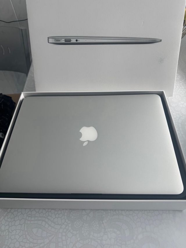 MacBook Air Plata