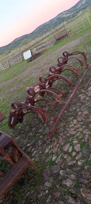 Arados de tractor: cultivador, discos y vertederas