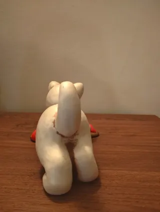 Gatto con coperta thun vintage